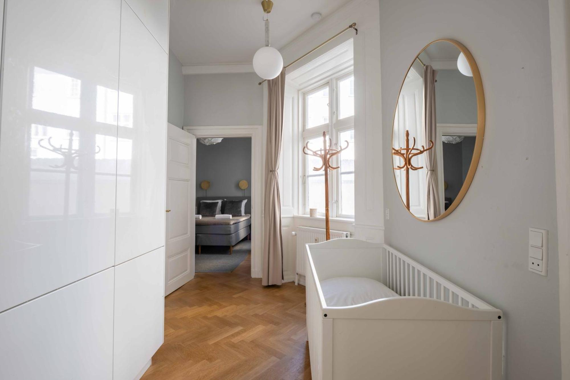 Lavish 4Br Apartment In The Heart Of Cph By The Canals Copenhagen Exterior photo